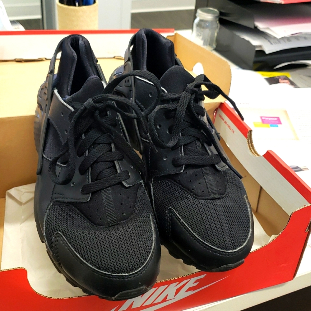 Nike Huarache Run Triple black shoes